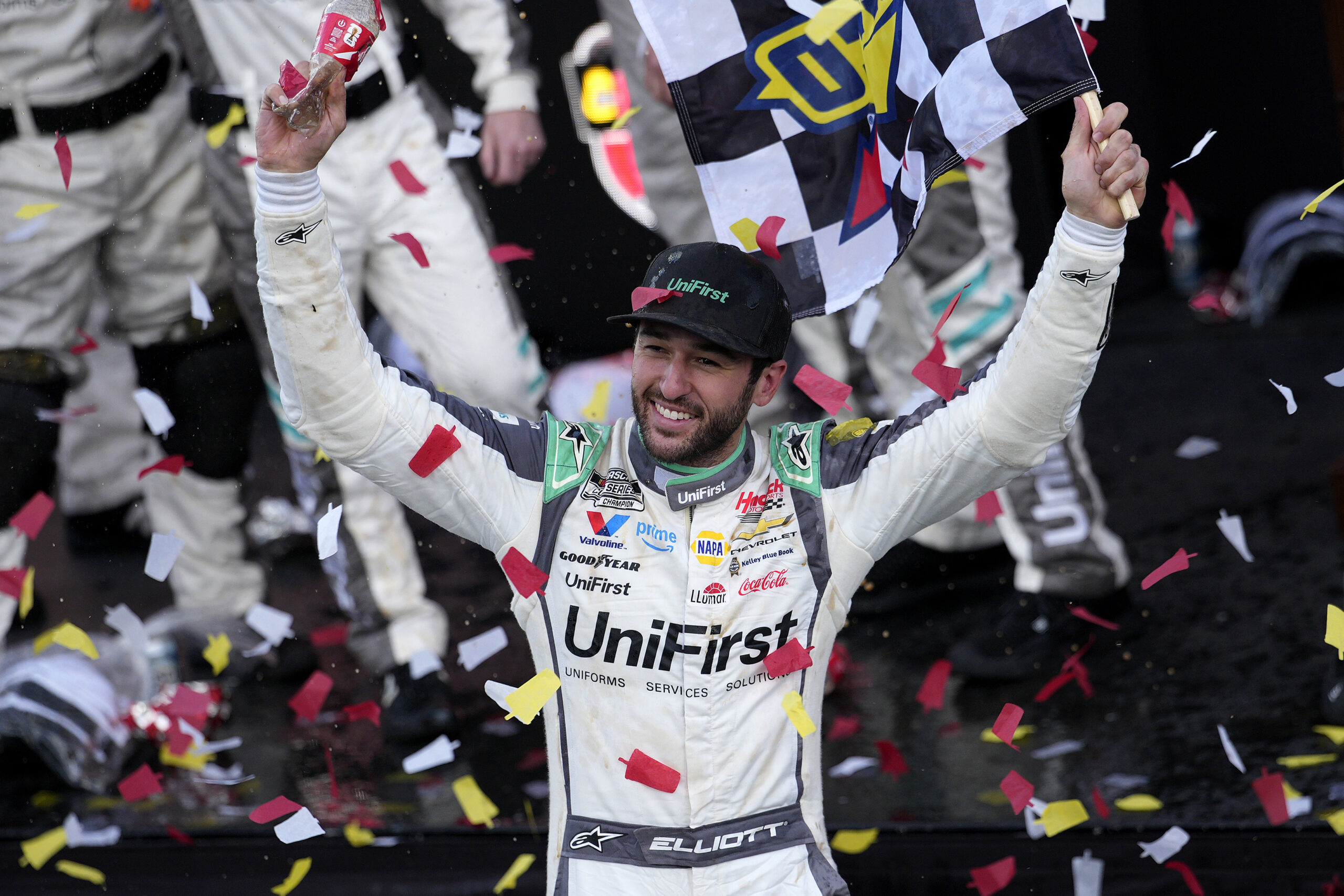 RECAP: Chase Elliott Gets Popular Pit Strategy NASCAR Cup Series Victory at Martinsville